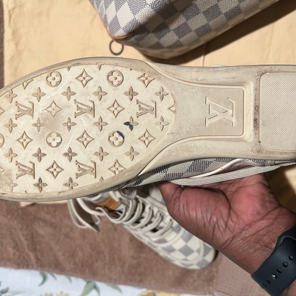 Louis Vuitton boogie sneakers size 41 - Picture 4 of 4